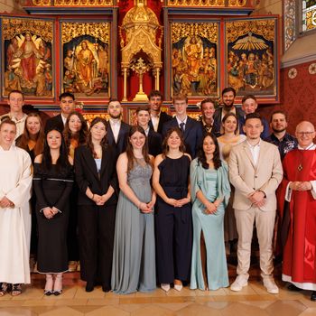 Gruppenbild Firmlinge.jpg